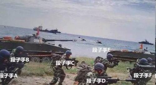 吃瓜群众老中枪视频,一场网络视频的狂欢与反思