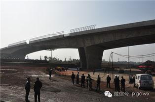 介休高架桥吃瓜视频,揭秘桥上奇观背后的故事